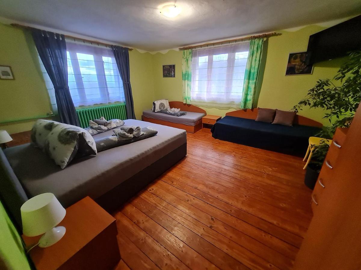 Ubytovanie Klinger - Chata Nad Jazerom Banská Štiavnica Szoba fotó