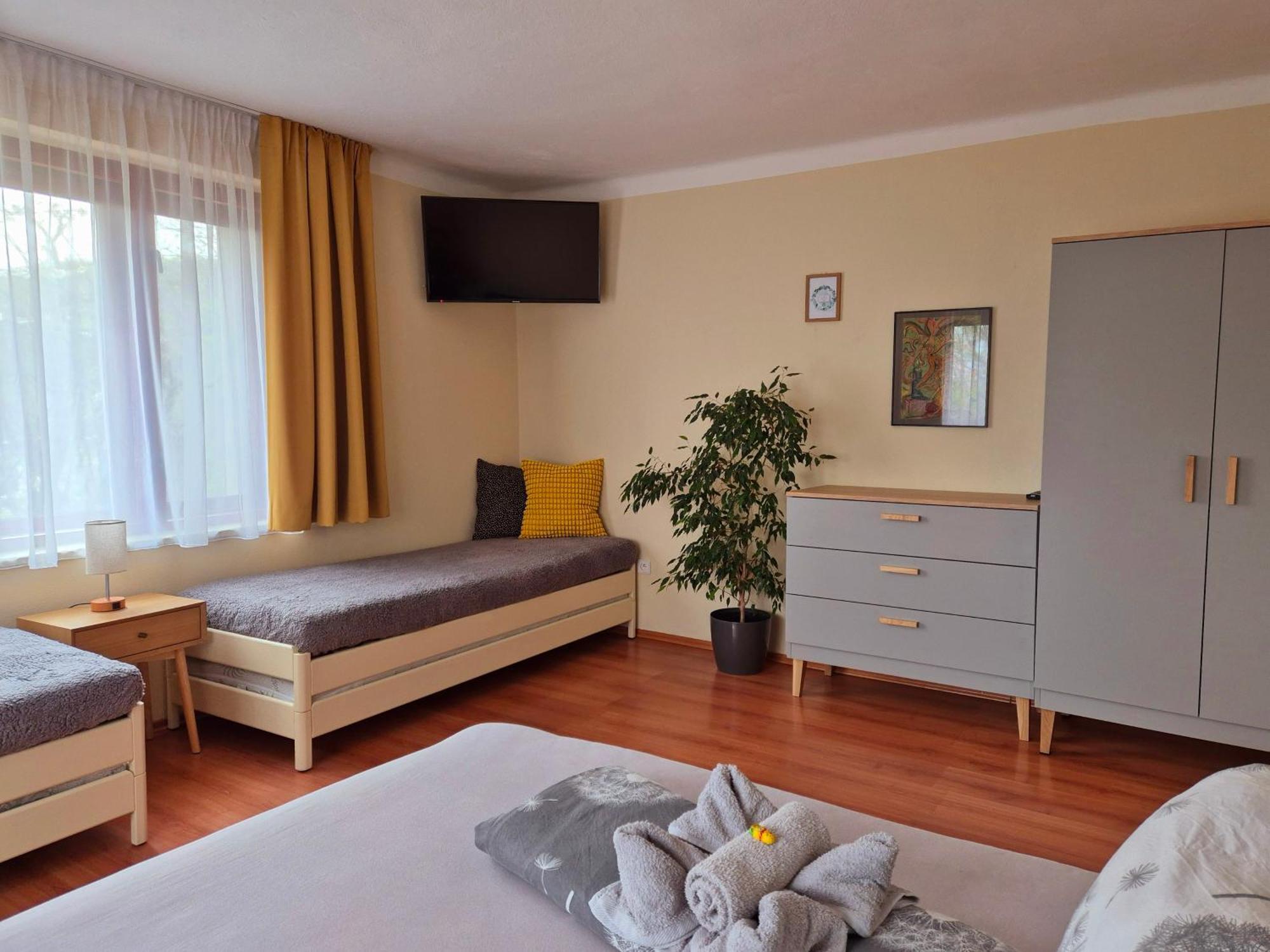 Ubytovanie Klinger - Chata Nad Jazerom Banská Štiavnica Szoba fotó